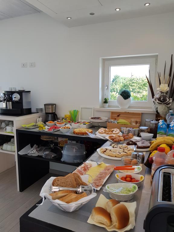 Agriturismo La Torretta Пескантина Екстериор снимка
