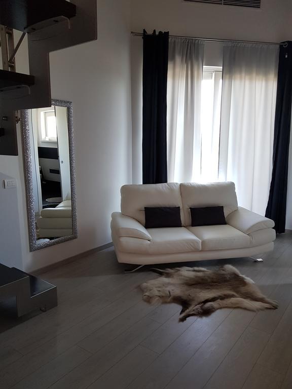 Agriturismo La Torretta Пескантина Екстериор снимка