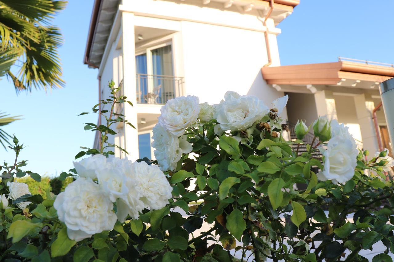 Agriturismo La Torretta Пескантина Екстериор снимка